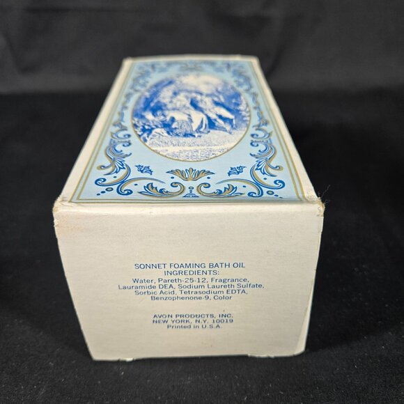 Vtg 70s Avon Bottle 18th Century Classic Figurine Young Boy Bust -Display Only - Picture 13 of 15